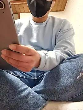 Snapshot of Tyyyggjju chatting on 22, 12, 2025 Tyyyggjju online show from 22, 12, 2025