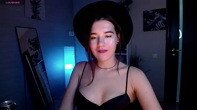 Snapshot of Sweetie_Catt chatting on 19, 2, 2025 Sweetie Catt online show from 19, 2, 2025