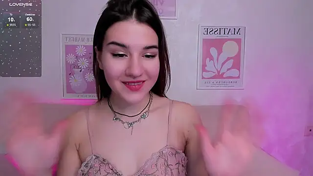 Snapshot of Sweetie_Catt chatting on 17, 10, 2025 Sweetie Catt online show from 17, 10, 2025