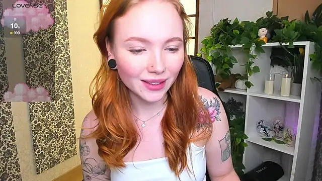 Maya Light online show from 23, 2, 2025