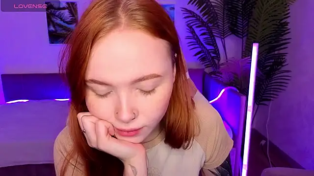 Maya Light online show from 16, 10, 2025