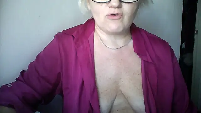 Snapshot of Mayya4321 chatting on 23, 9, 2025 Mayya4321 online show from 23, 9, 2025