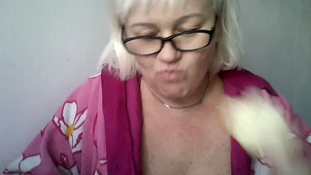 Snapshot of Mayya4321 chatting on 26, 11, 2025 Mayya4321 online show from 26, 11, 2025