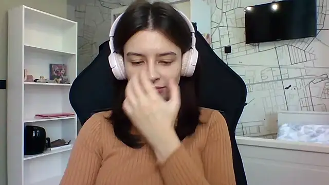 LariceSexy online show from 28, 11, 2025