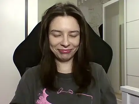 Snapshot of LariceSexy chatting on 1, 2, 2026 LariceSexy online show from 1, 2, 2026