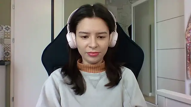 Snapshot of LariceSexy chatting on 9, 2, 2026 LariceSexy online show from 9, 2, 2026