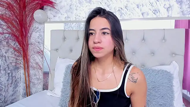 Snapshot of Ariana_greenblat chatting on 24, 2, 2026 Ariana greenblat online show from 24, 2, 2026