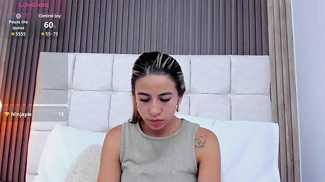 Ariana greenblat online show from 1, 6, 2026