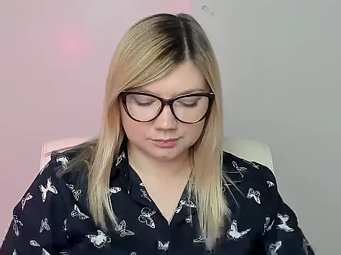 Lola moree online show from 12, 10, 2025