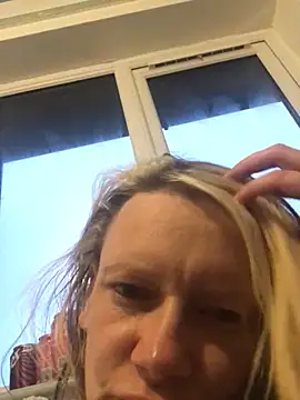 blondey206 online show from 10, 2, 2025