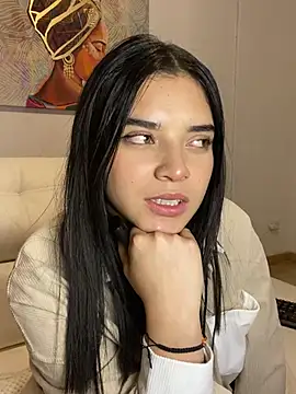 eileensophi online show from 6, 3, 2025