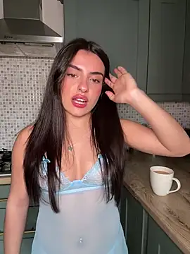 cute carly  online show from 16, 3, 2025