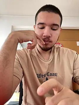 Drag Queen online show from 12, 2, 2025