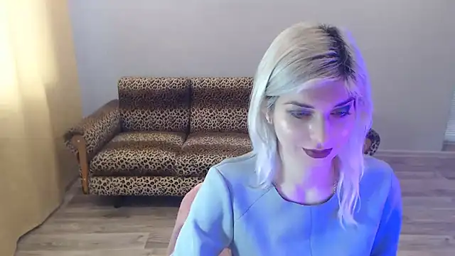 Snapshot of SexyBeatriice chatting on 31, 1, 2025 SexyBeatriice online show from 31, 1, 2025