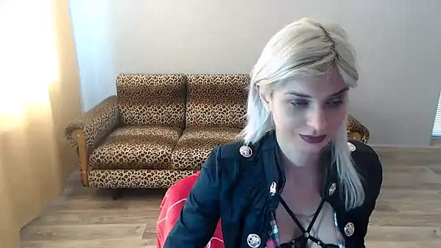 Snapshot of SexyBeatriice chatting on 20, 2, 2025 SexyBeatriice online show from 20, 2, 2025