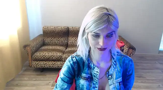Snapshot of SexyBeatriice chatting on 24, 2, 2025 SexyBeatriice online show from 24, 2, 2025