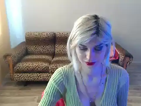 Snapshot of SexyBeatriice chatting on 17, 3, 2025 SexyBeatriice online show from 17, 3, 2025