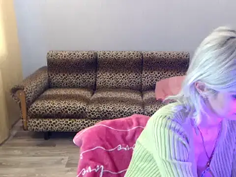 Snapshot of SexyBeatriice chatting on 18, 3, 2025 SexyBeatriice online show from 18, 3, 2025