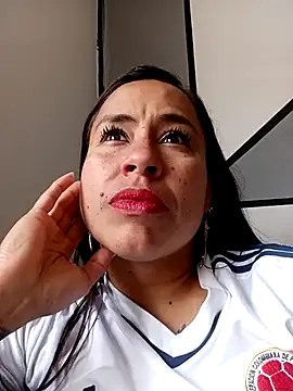 kamila lovee online show from 20, 3, 2025