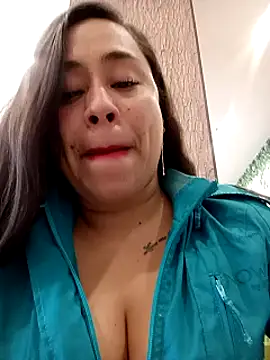 kamila lovee online show from 6, 11, 2025