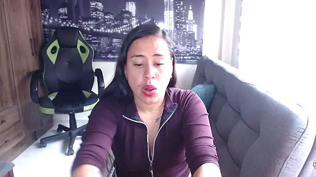 kamila lovee online show from 21, 11, 2025