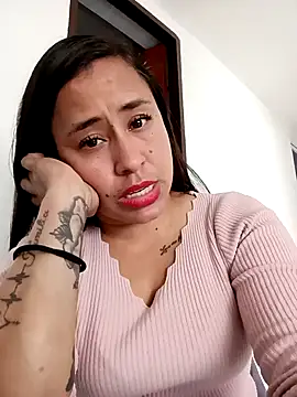 kamila lovee online show from 1, 12, 2025