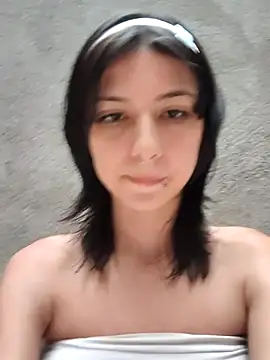 Maiden-Hot online show from 16, 2, 2025