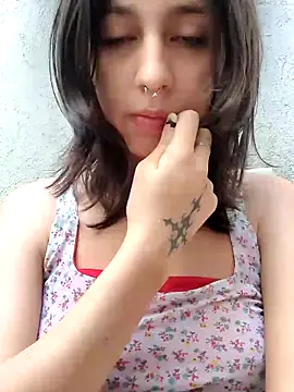 Maiden-Hot online show from 3, 12, 2025