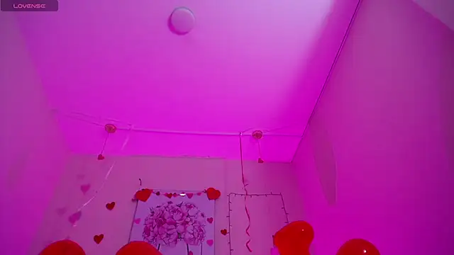 Adri Gomez  online show from 22, 2, 2025