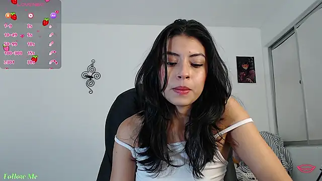 Snapshot of ellajonz chatting on 7, 6, 2026 ellajonz online show from 7, 6, 2026