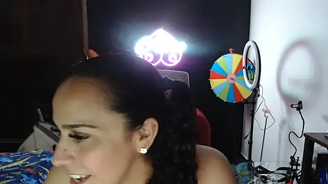 Snapshot of AliceSweet4U chatting on 11, 3, 2025 AliceSweet4U online show from 11, 3, 2025