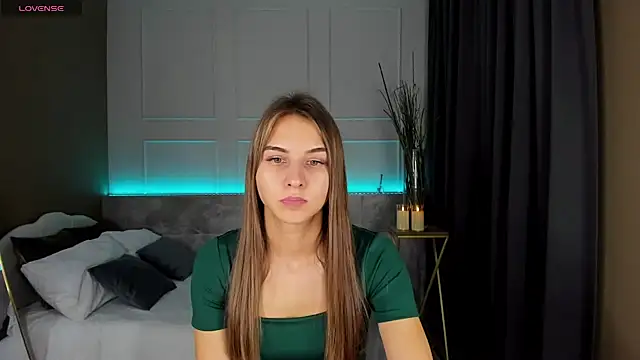 CharmBianca online show from 31, 1, 2025