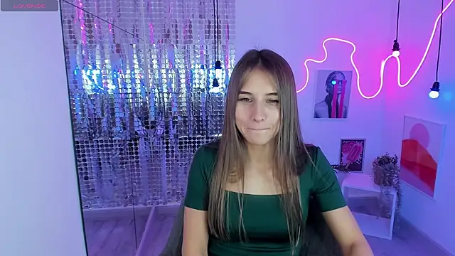 CharmBianca online show from 15, 2, 2025