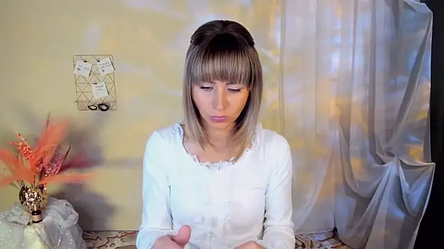 CharmBianca online show from 12, 10, 2025