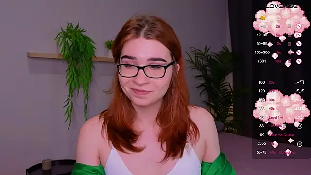 Snapshot of Anncouette_ chatting on 8, 2, 2025 Anncouette  online show from 8, 2, 2025