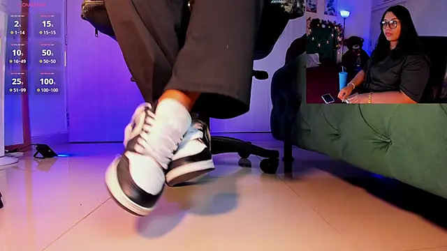 aleya bliss online show from 4, 12, 2025