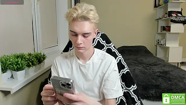 Snapshot of avegothy- chatting on 18, 3, 2025 avegothy- online show from 18, 3, 2025