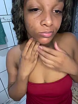 Snapshot of vanessajob5554 chatting on 1, 2, 2025 vanessajob5554 online show from 1, 2, 2025