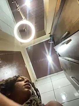 Snapshot of vanessajob5554 chatting on 10, 2, 2025 vanessajob5554 online show from 10, 2, 2025