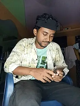 bigcock thick online show from 10, 9, 2025