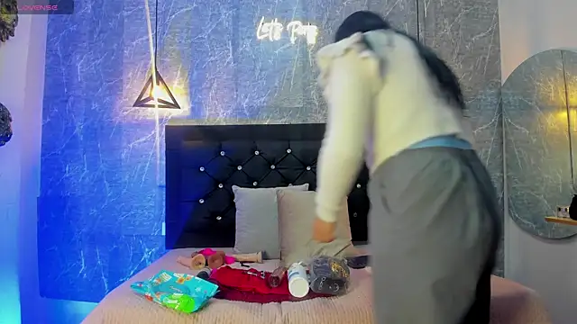 emberhodson online show from 10, 9, 2025