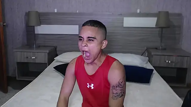 Liiamthompson online show from 11, 9, 2025