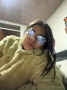 Snapshot of viccky_vick chatting on 19, 3, 2025 viccky vick online show from 19, 3, 2025