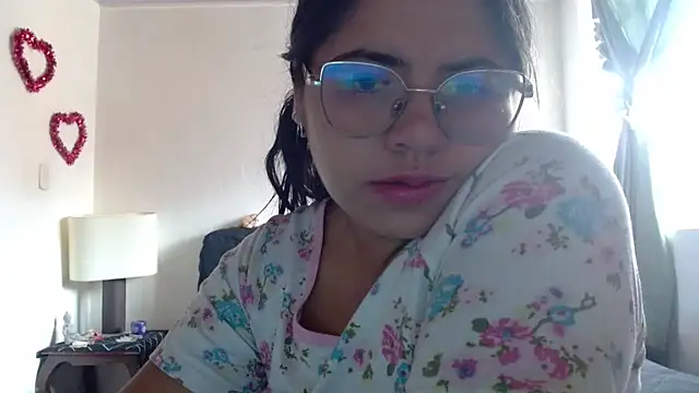 Snapshot of viccky_vick chatting on 14, 9, 2025 viccky vick online show from 14, 9, 2025