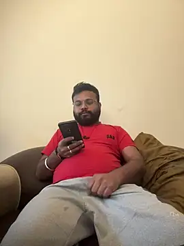 SoloChill online show from 8, 4, 2026