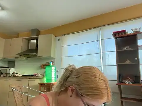 Mermaid-hana online show from 27, 9, 2025