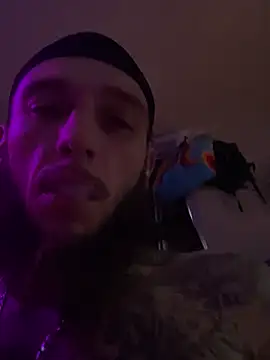 cruz815 online show from 28, 2, 2025