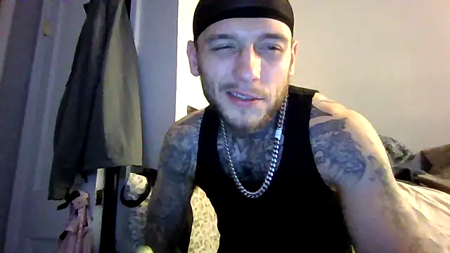 Snapshot of cruz815 chatting on 18, 5, 2026 cruz815 online show from 18, 5, 2026