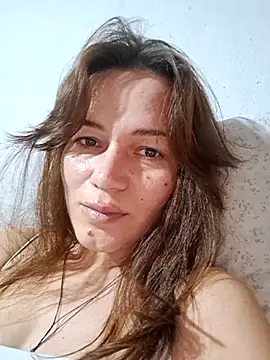 Snapshot of Belladonna253 chatting on 18, 12, 2025 Belladonna253 online show from 18, 12, 2025