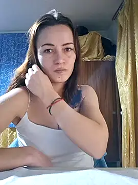 Snapshot of Belladonna253 chatting on 19, 12, 2025 Belladonna253 online show from 19, 12, 2025